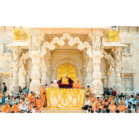 Mahant Swami accompanied His Holiness Pramukh Swami Maharaj at the inauguration ceremony of Swaminarayan Akshardham in Gandhinagar, during the centennial birth anniversary celebrations of His Holiness Yogiji Maharaj.